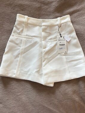 Zara White High-Waist Tailored Shorts